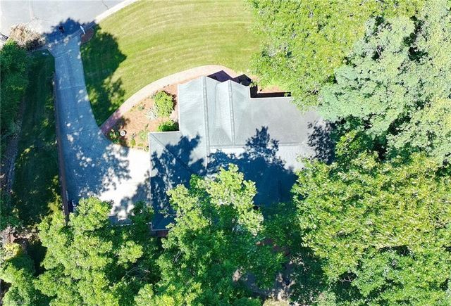 200 Worthland Court, Winston-salem, NC 27103