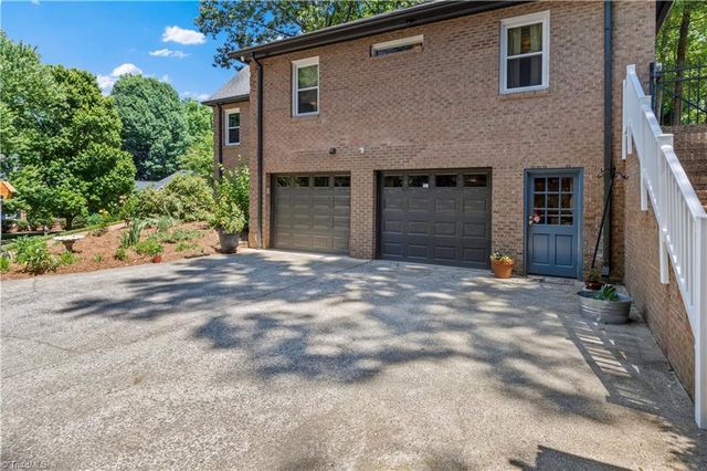 200 Worthland Court, Winston-salem, NC 27103