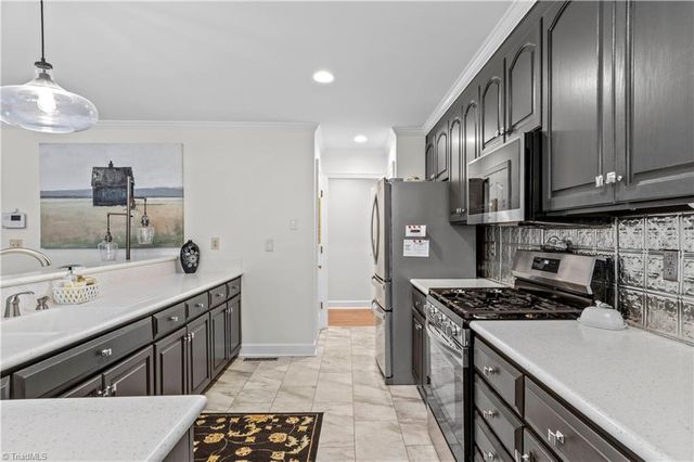 200 Worthland Court, Winston-salem, NC 27103