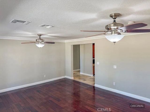2017 W Avenue O4, Palmdale, CA 93551