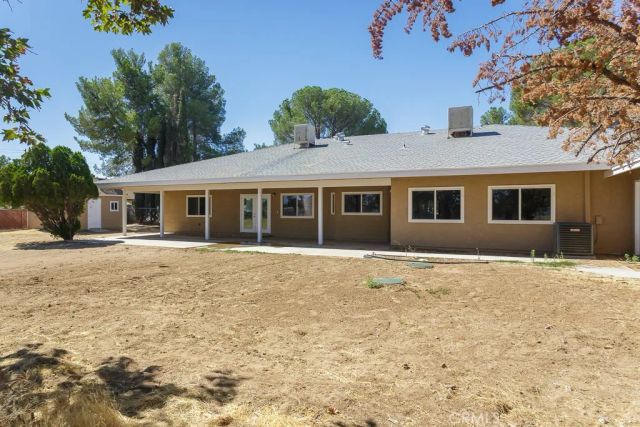 2017 W Avenue O4, Palmdale, CA 93551