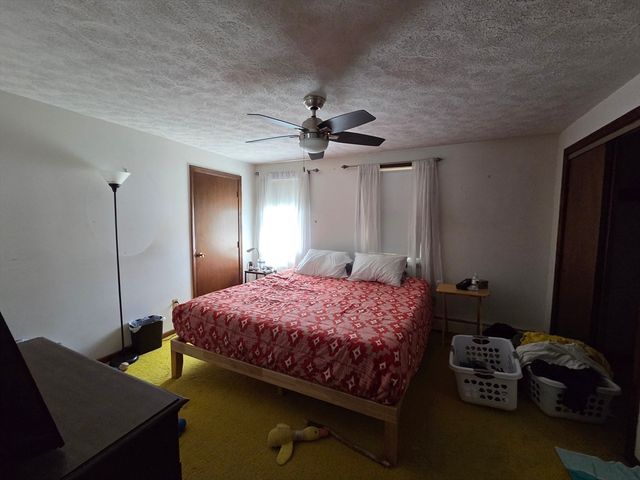 18 Lintric Dr, Weymouth, MA 02190