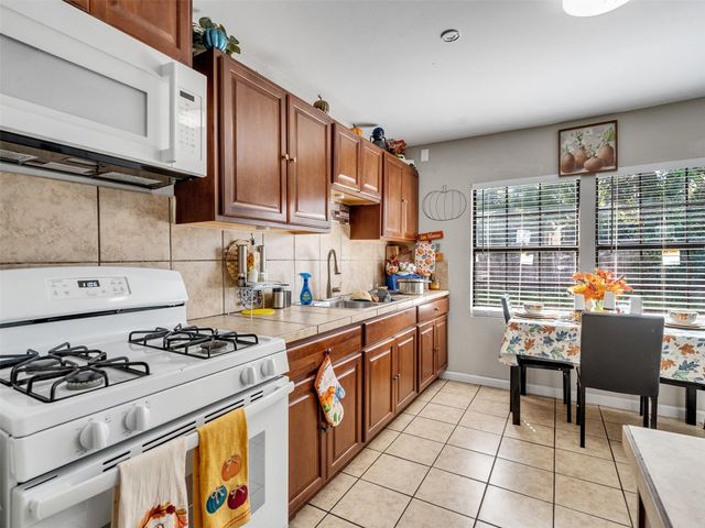 6802 Force Street, Houston, TX 77020