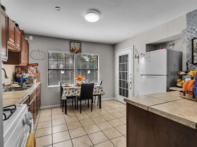 6802 Force Street, Houston, TX 77020