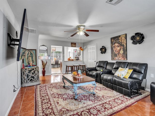 6802 Force Street, Houston, TX 77020