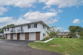 204 Shattuck Court 204, Schaumburg, IL 60194