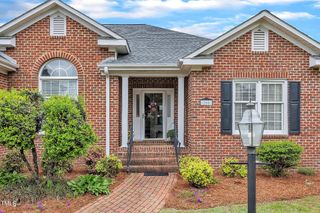 208 E Harrington Avenue, Broadway, NC 27505