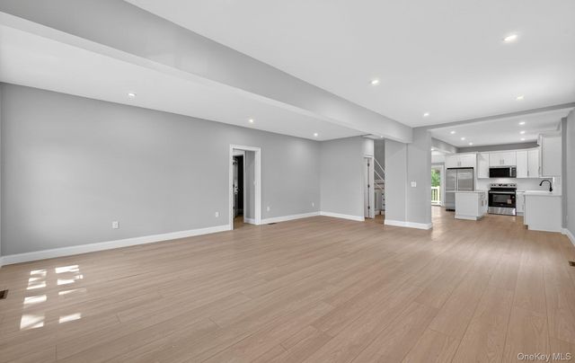 33 Fischer Avenue, Islip Terrace, NY 11752