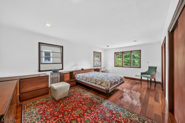 12 Omaha Dr, Cranford Twp., NJ 07016