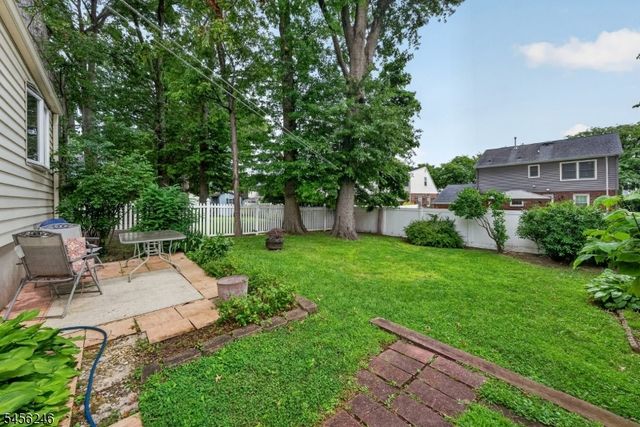 12 Omaha Dr, Cranford Twp., NJ 07016