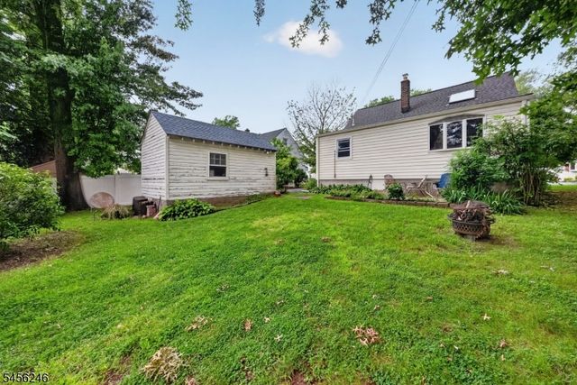 12 Omaha Dr, Cranford Twp., NJ 07016