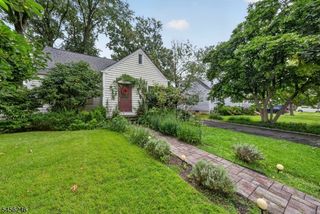 12 Omaha Dr, Cranford Twp., NJ 07016