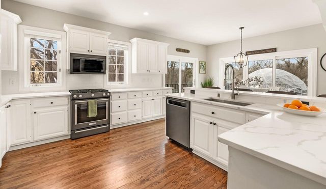 W290N4646 Cold Water CREEK, Hartland, WI 53029