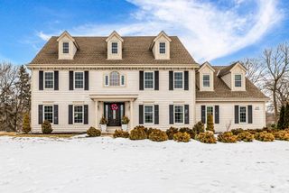 W290N4646 Cold Water CREEK, Hartland, WI 53029