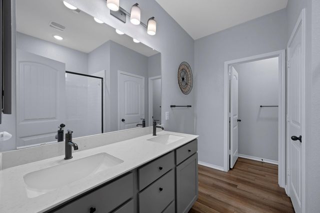 258 Johnny Cake DR, Kyle, TX 78640