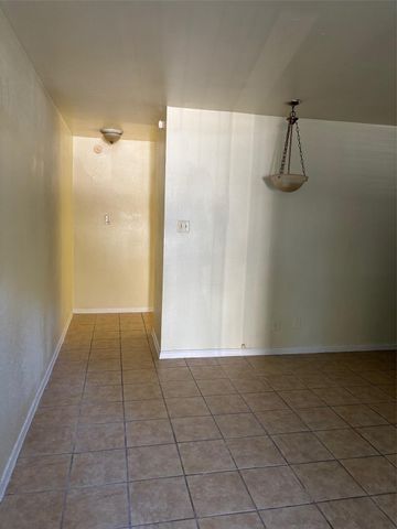 3502 Campbell Street 4, Houston, TX 77026