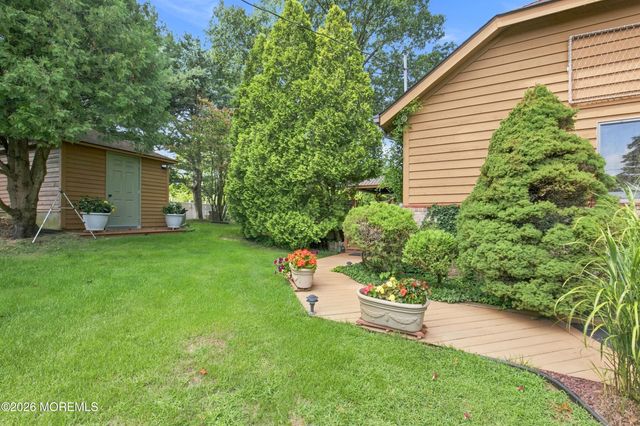 140 N New Prospect Road, Jackson, NJ 08527