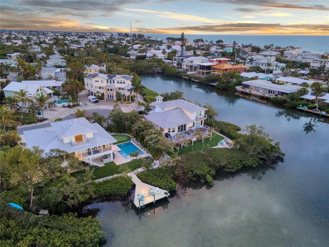 316 HAMMOCK CIRCLE, Anna Maria, FL 34216