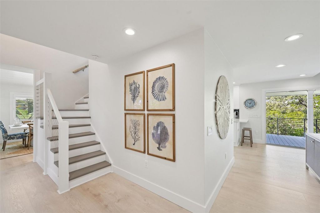 Image 17 of property listing at 316 HAMMOCK CIRCLE, Anna Maria, FL 34216