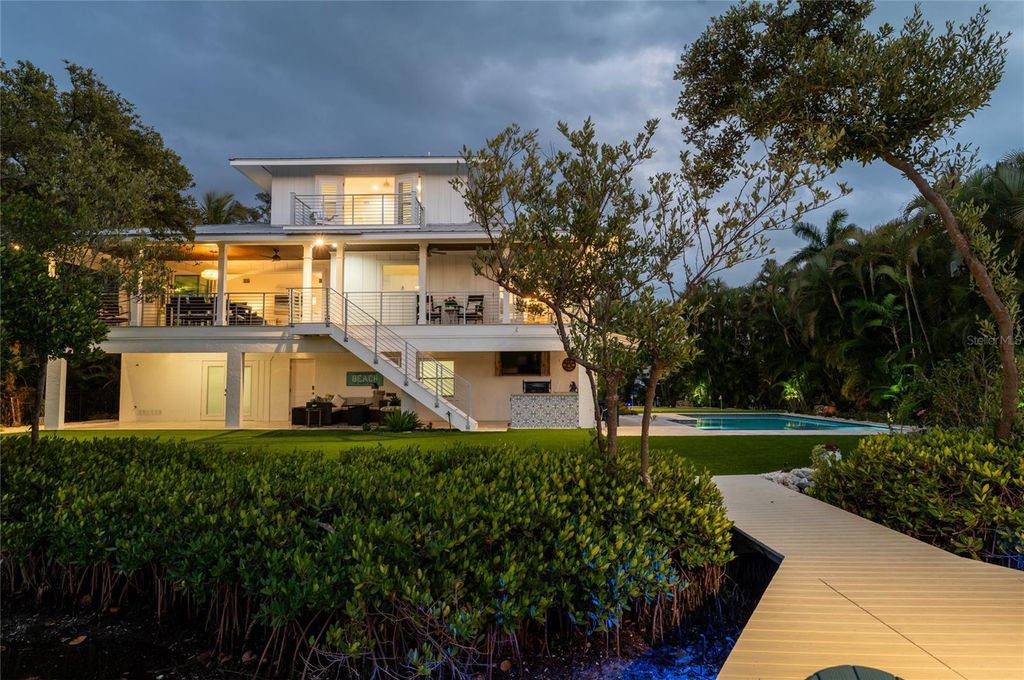 Image 3 of property listing at 316 HAMMOCK CIRCLE, Anna Maria, FL 34216