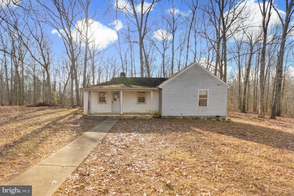 15302 SPOTSWOOD FURNACE RD, Fredericksburg, VA 22407