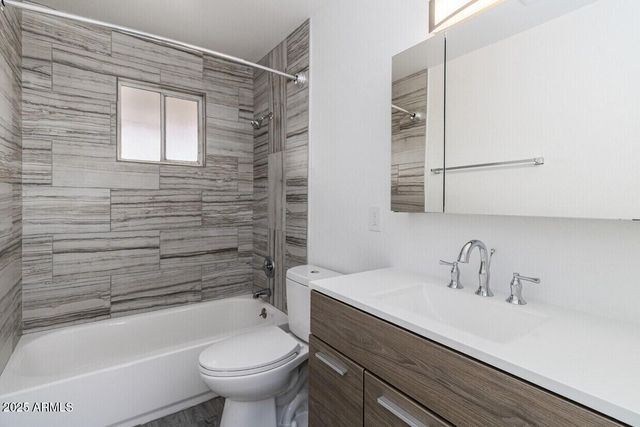 1322 W NORTH Lane, Phoenix, AZ 85021