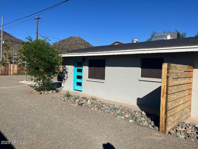 1322 W NORTH Lane, Phoenix, AZ 85021