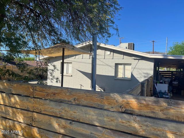 1322 W NORTH Lane, Phoenix, AZ 85021