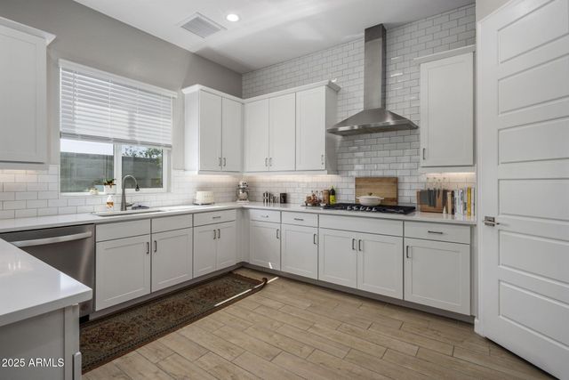 17022 N 51ST Place, Scottsdale, AZ 85254