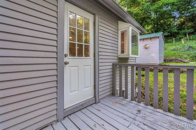 635 Castlewood Drive, Ballwin, MO 63021
