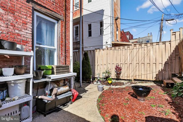 17-19 S 3RD ST, Reading, PA 19602