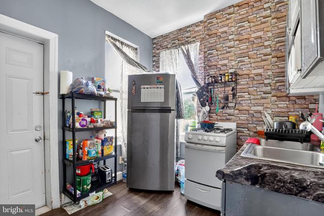 17-19 S 3RD ST, Reading, PA 19602