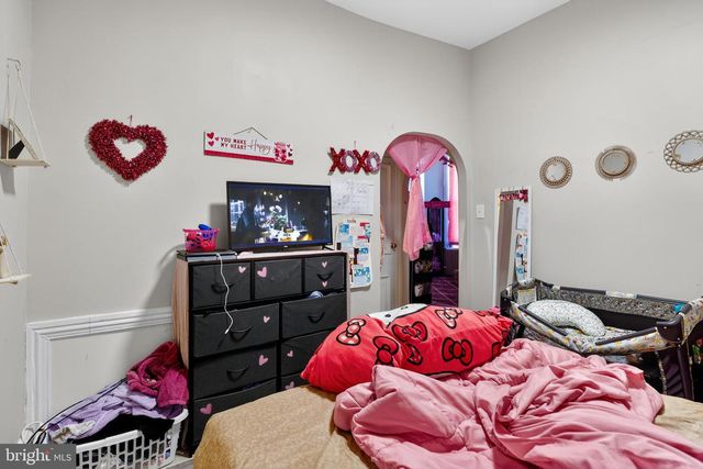 17-19 S 3RD ST, Reading, PA 19602