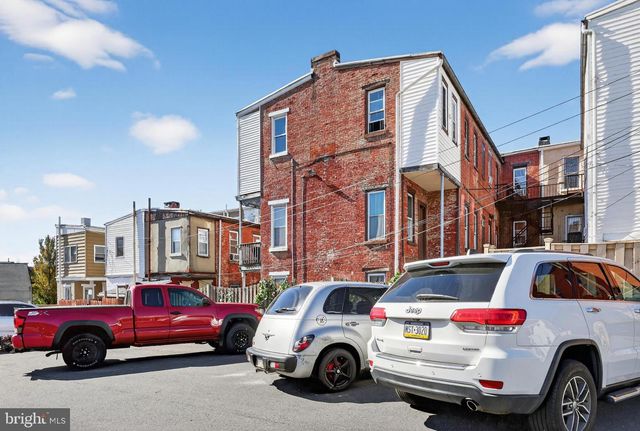 17-19 S 3RD ST, Reading, PA 19602