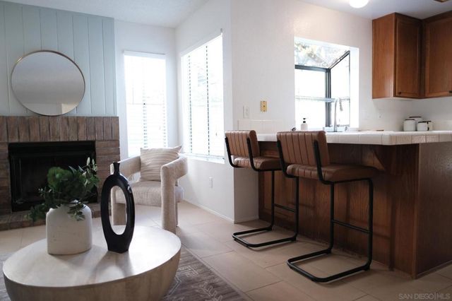 4835 Glenhaven Dr, Oceanside, CA 92056