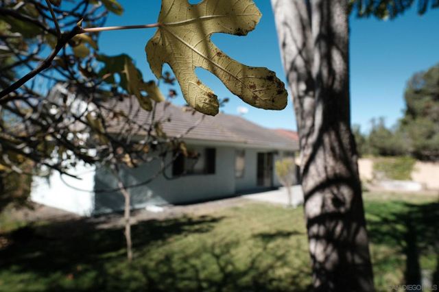 4835 Glenhaven Dr, Oceanside, CA 92056