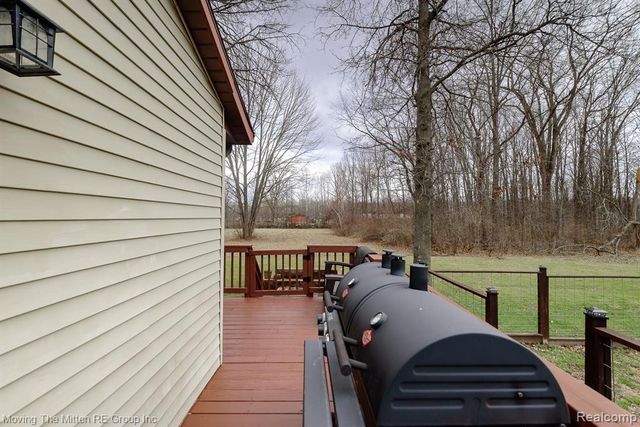 21775 Clemmons Court, Belleville, MI 48111