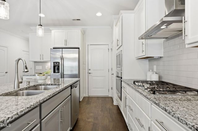 206 Vista Creek Place, Cary, NC 27511
