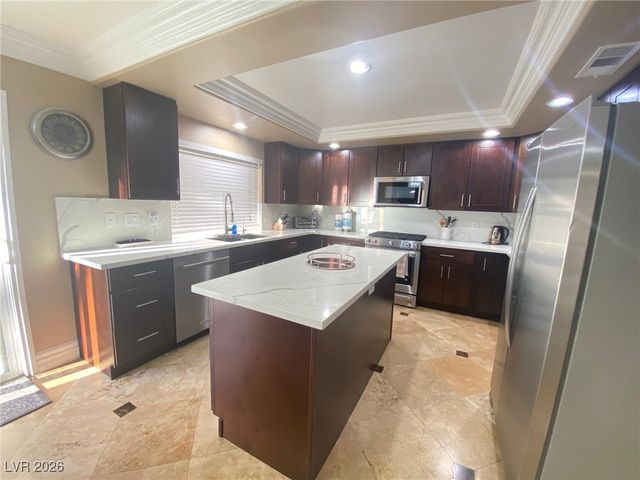 8540 West Gilmore Avenue, Las Vegas, NV 89129