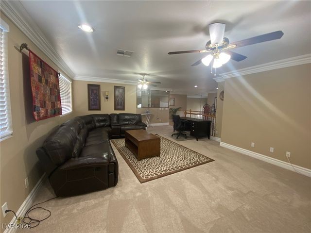 8540 West Gilmore Avenue, Las Vegas, NV 89129