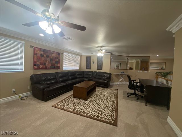 8540 West Gilmore Avenue, Las Vegas, NV 89129