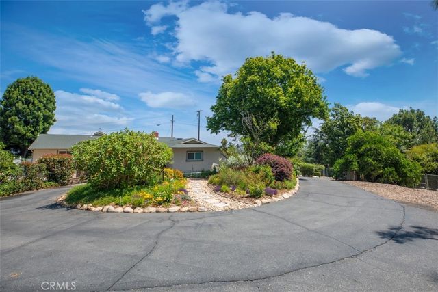1566 Heather, Riverside, CA 92504