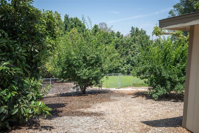 1566 Heather, Riverside, CA 92504