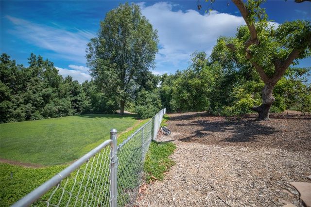 1566 Heather, Riverside, CA 92504