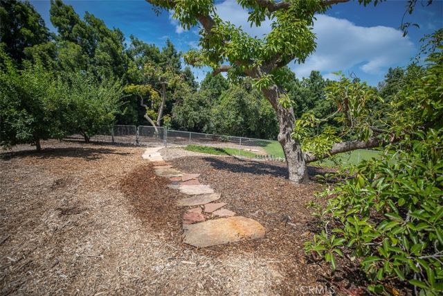 1566 Heather, Riverside, CA 92504
