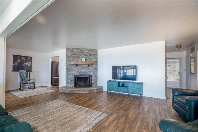 1566 Heather, Riverside, CA 92504