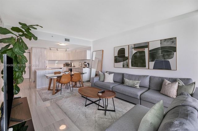 3131 NE 7th Ave 3605, Miami, FL 33137