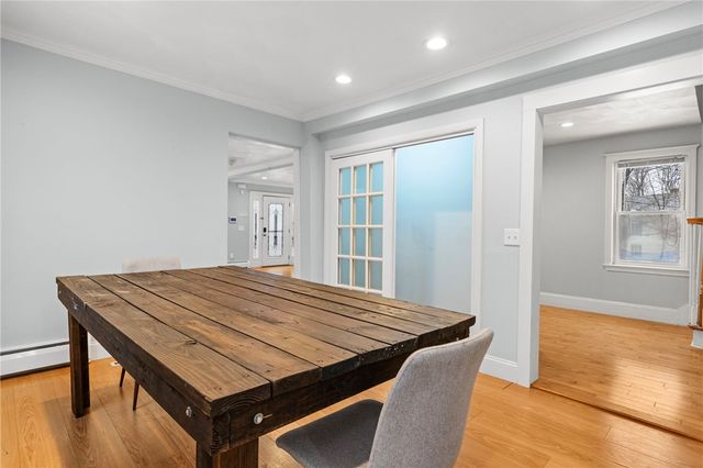 32 Pilgrim Avenue, Coventry, RI 02816