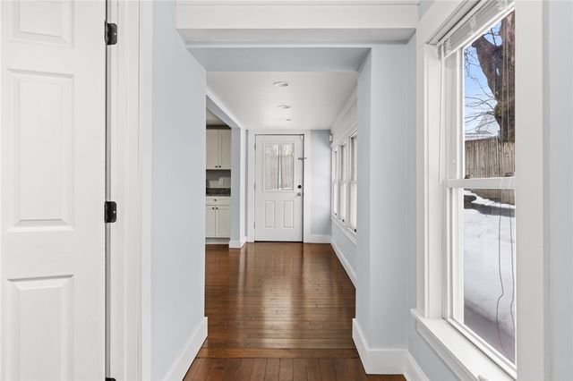 32 Pilgrim Avenue, Coventry, RI 02816