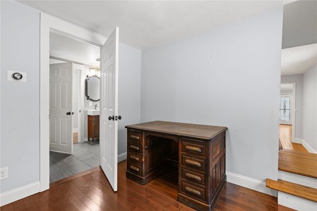 32 Pilgrim Avenue, Coventry, RI 02816